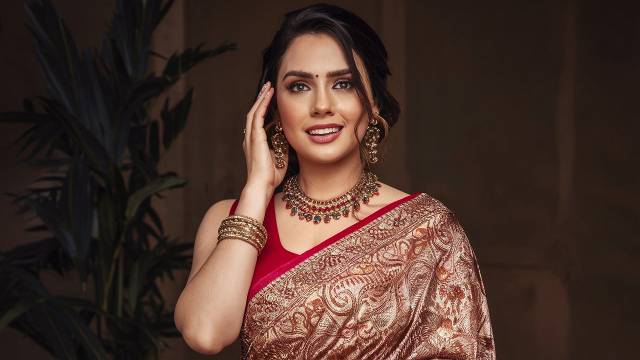 Occasion Wear Saree Makeup Tips for Enhancing Your Natural Beauty